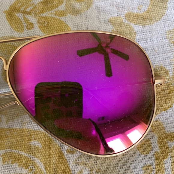 Pink Ray Ban aviator sunglasses - Picture 2 of 6